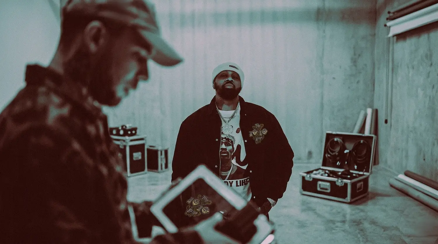 Smoke DZA in studio for the 10/10 Boys collaboration shoot